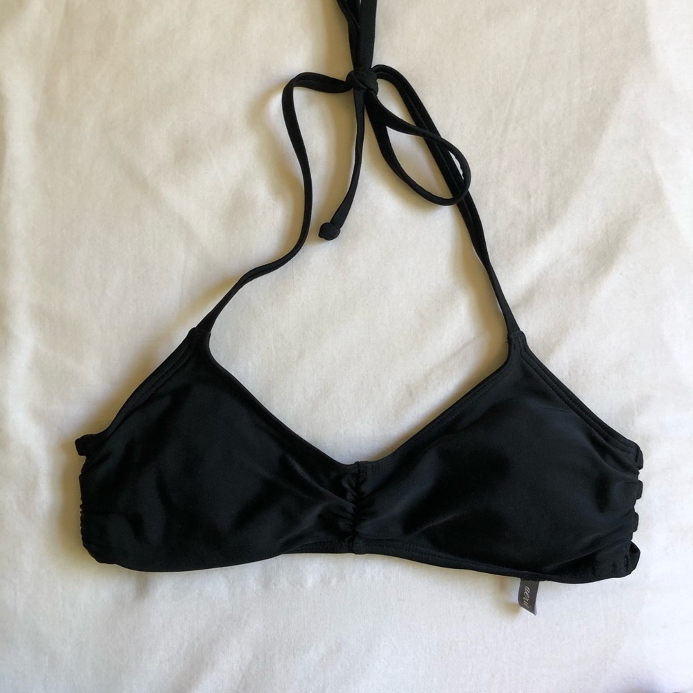 CUTE AERIE BIKINI TOP